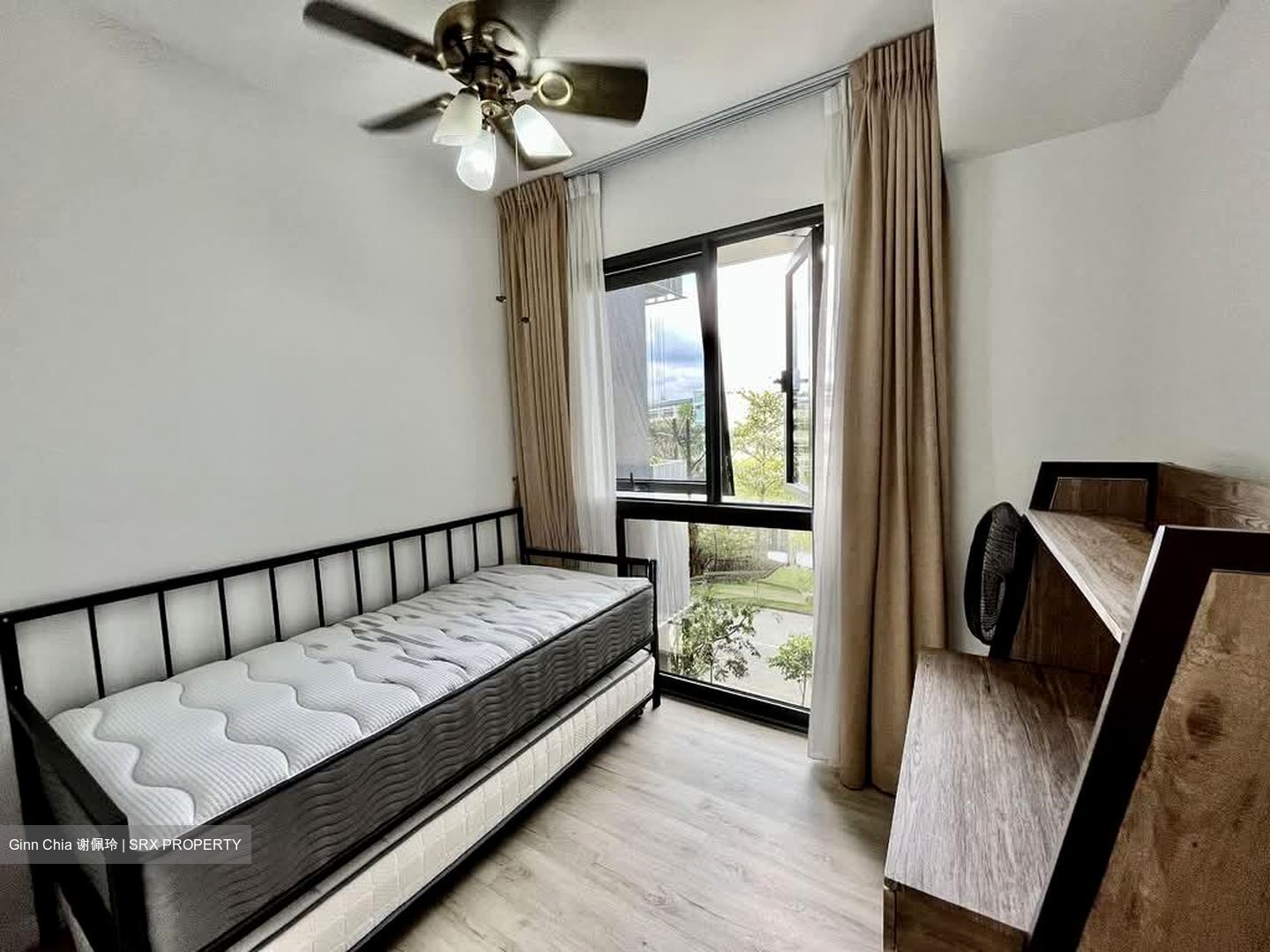 The Lakefront Residences (D22), Condominium #573966111